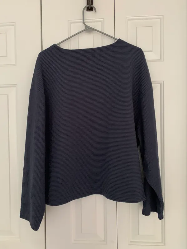 Sweater - Image 3