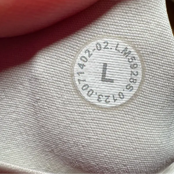Lululemon Surge Hybrid Pant 29”. Mens Size Large, Color: Dove Grey - Image 7