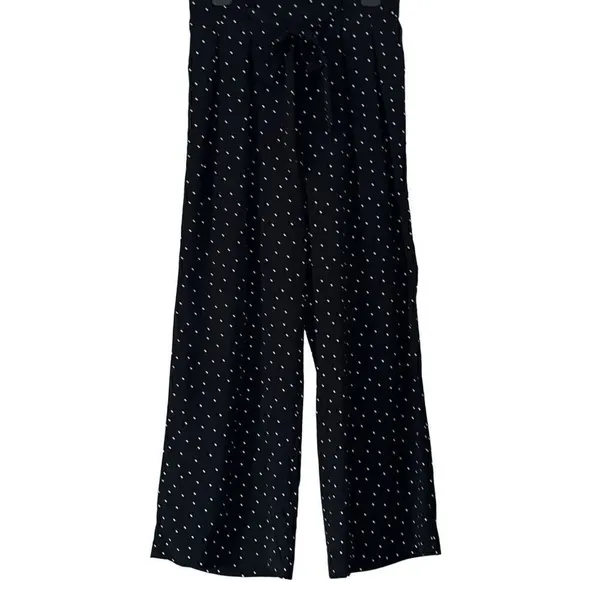 Mine‎ black white polka dot pull - Image 2