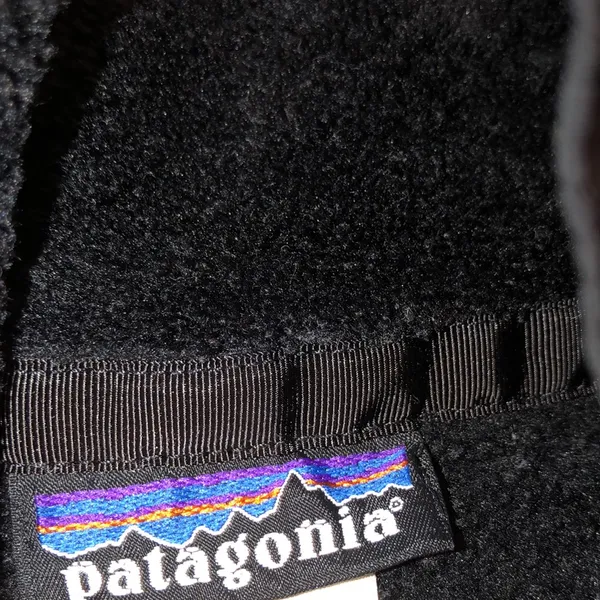 Patagonia black fleece size small - Image 4