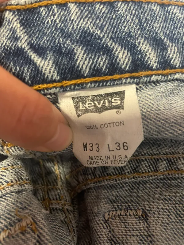 Levi's Oversized  Jeans - Image 3