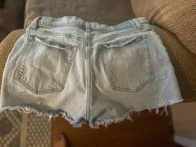 Women’s denim shorts - Image 2