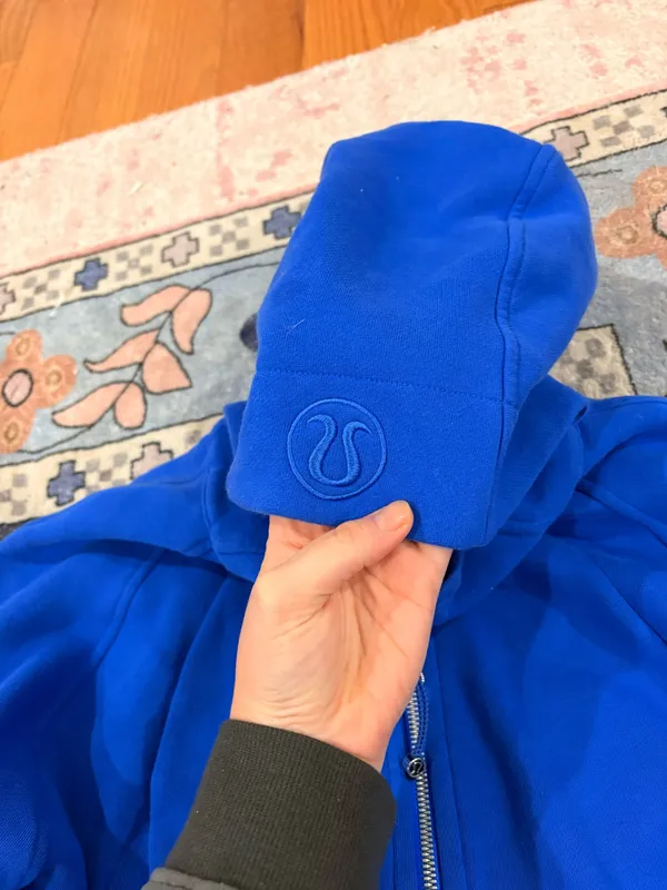 Blue Lululemon crop Scuba Full-Zip Hoodie Jacket size 12 - Image 4
