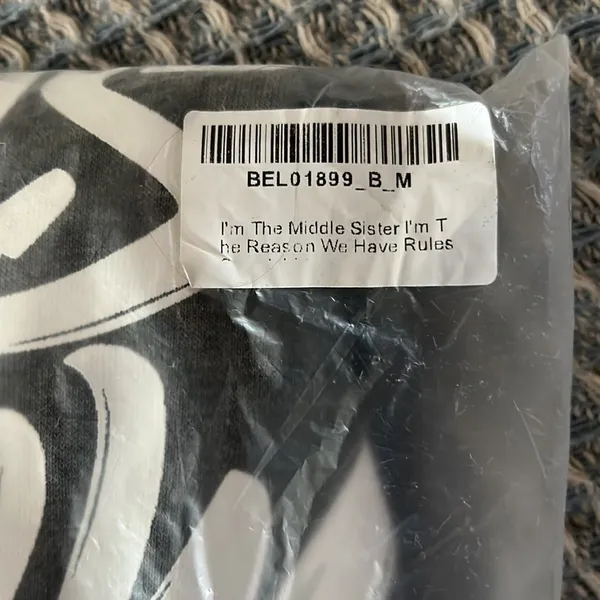 NWT Middle Sister Graphic Sweatshirt Gray Size M - Image 3