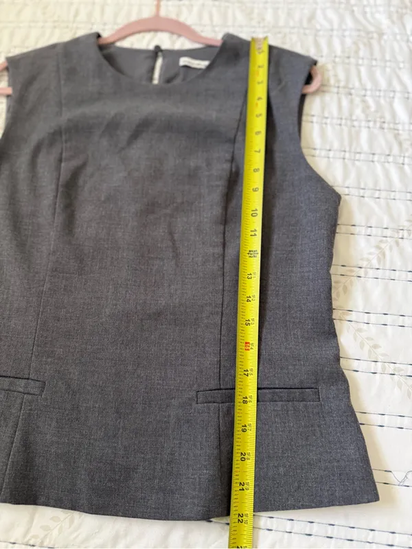 Abercrombie & Fitch Vintage Y2K Gray Tailored Sleeveless Top M Office - Image 5