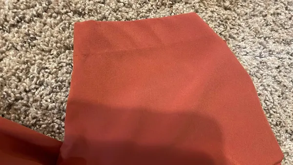 athleta top rust color size small - Image 4