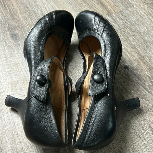 Steve Madden Leather Mary Jane Heels Size 8.5 Medium - Image 7