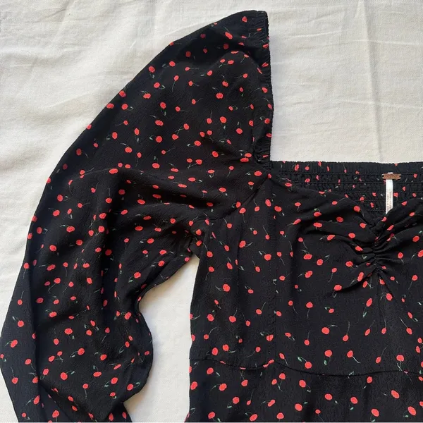 Julia Sweetheart Cherry Print Long Sleeve Top Blouse - Image 4