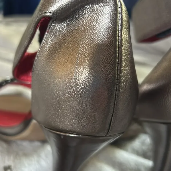 Vintage by Jeffrey Campbell Pewter/Red Ankle Strap 3” Heels Sz 9 - Image 6