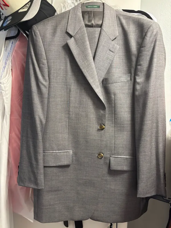 Men’s Ralph Lauren suit - Image 3