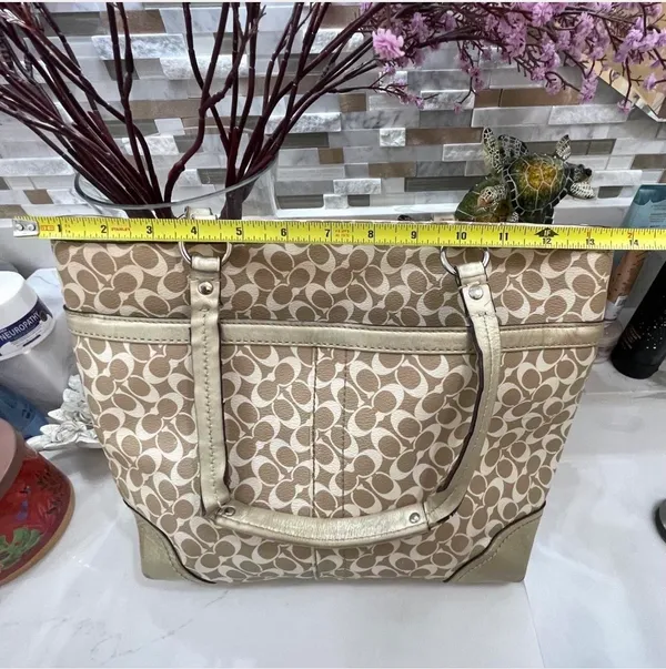 Coach Beige Signature Stripe Tote With Gold Trim - Image 6