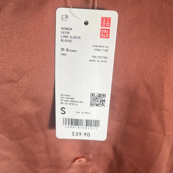 New with tags Uniqlo Women's Copper satin Button-Down Shirt size small - Image 2