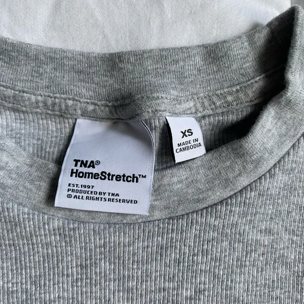 Aritzia TNA HomeStretch™ Rib Crew Waist T-Shirt Cropped Heather Chrome Grey size XS - Image 3