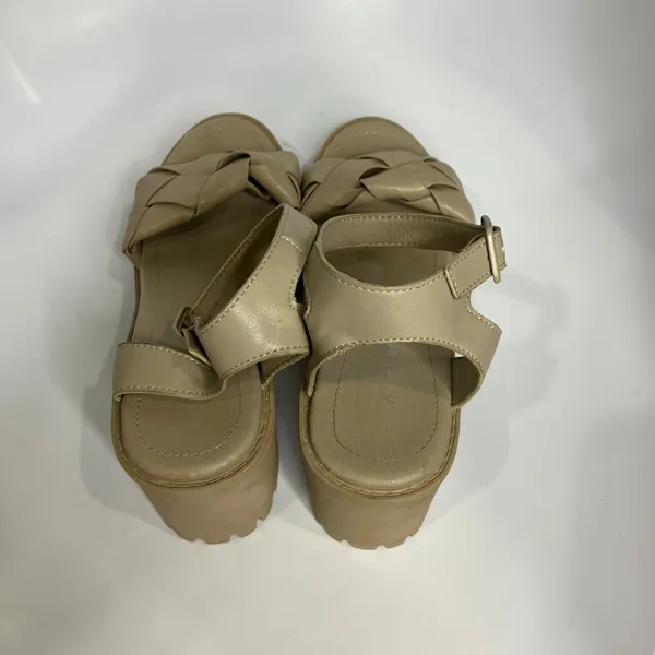 Madden girl lug sole Woven Leather sandals tan women's size 9 punk trendy‎ - Image 5