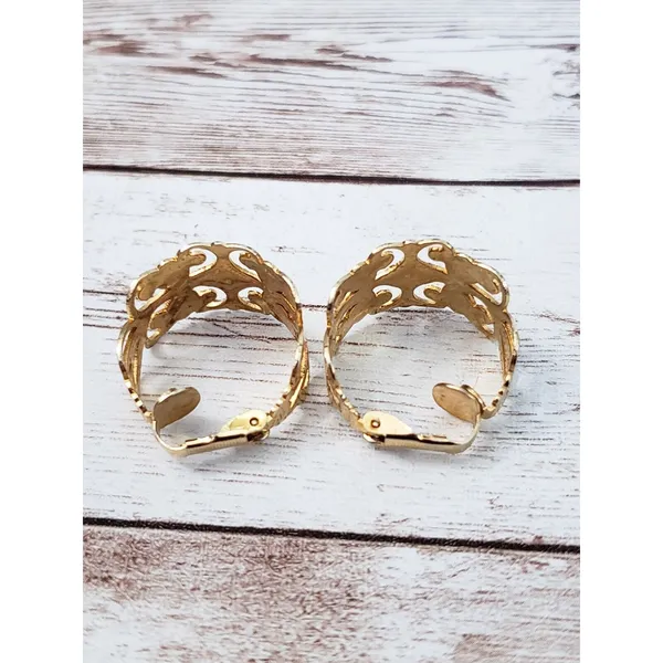 Vintage Clip On Earrings - Ornate Chunky Gold Tone Cut Out Hoops - Image 6