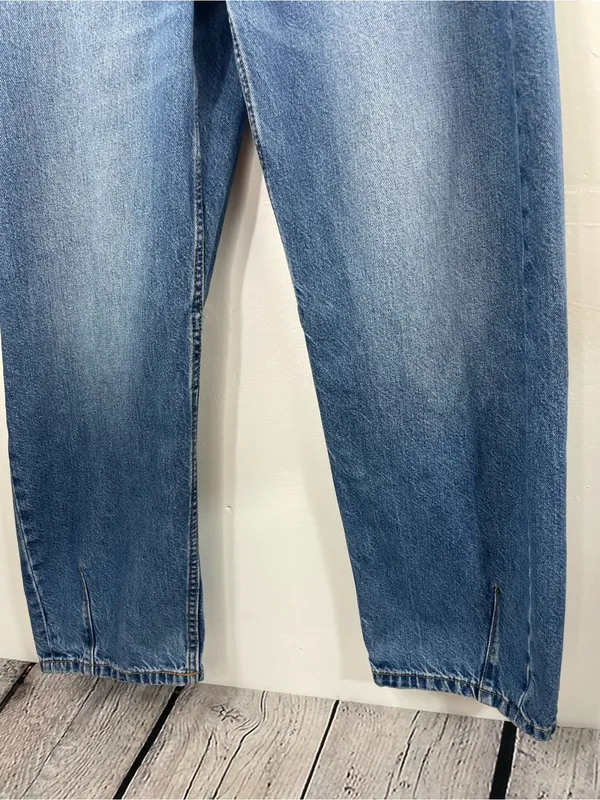 Zara Barrel Jeans size 12-13 years Junior size - Image 3
