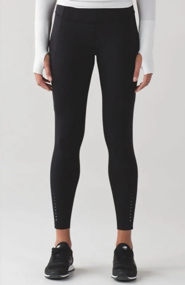 LULULEMON Athletica Fast And Free 7/8 Black Leggings Size 6 - Image 3