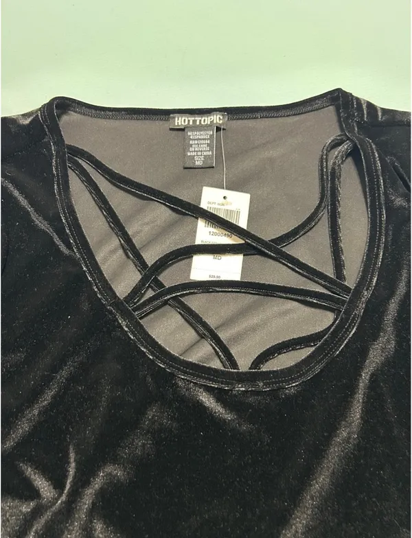 Hot Topic Blouse  - Image 3