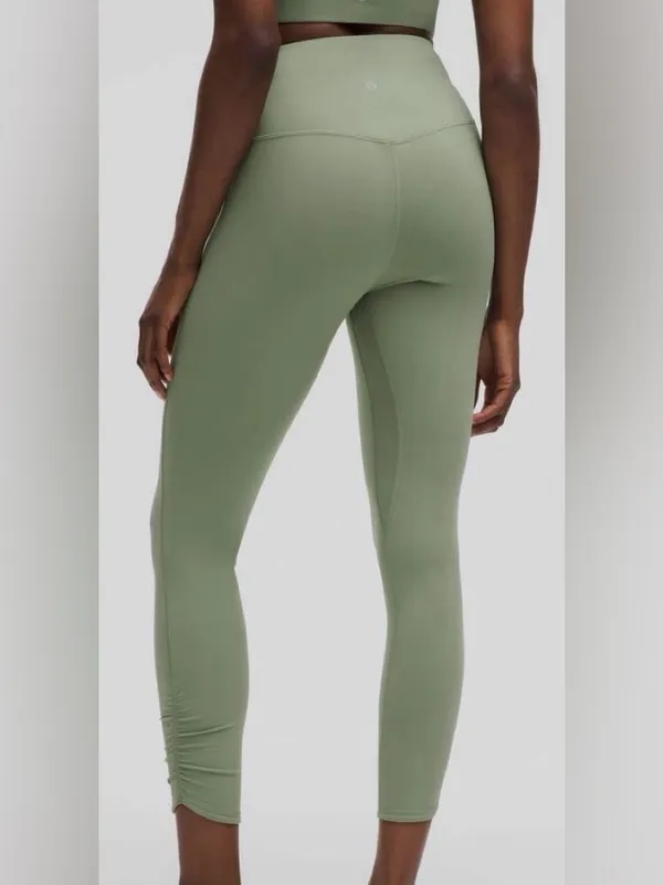 lululemon Women's Align Ruched Petal-Hem 25" Leggings size 12 NWOT - Image 2