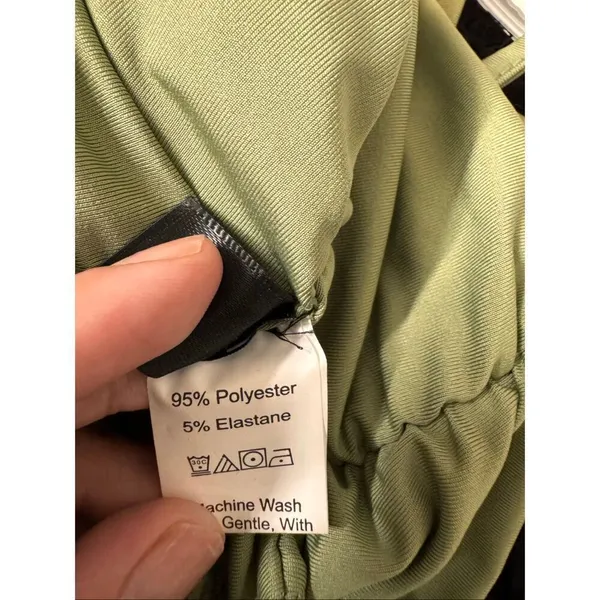 Olive Green Ruched Crop Top & Skirt Set Size Small 2-Piece Matching Outfit - Image 4