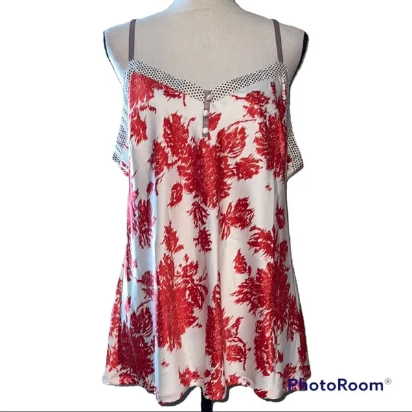 Gillian & O’Malley sleepwear top size XXL women’s v-neck with adjustable straps - Image 8