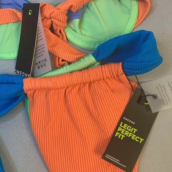 OneOne Swimwear Bikini Set XS - Image 7