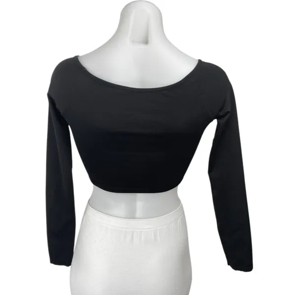 Zara Women's Black Long Sleeve V Neck Padded Stretch T Shirt Tee Crop Top Size M - Image 2