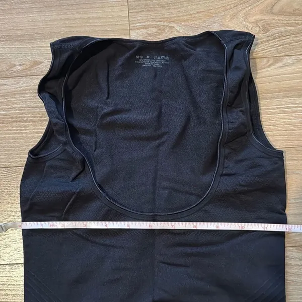 Black Shapewear‎ top Size Medium - Image 4