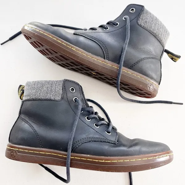 Dr. Martens Maelly Black 6-Eye Padded Collar Leather Grunge Everyday Boots - Image 3