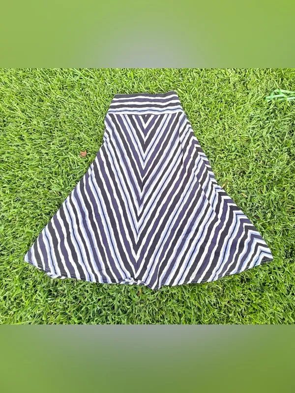 Boho Chevron Stripe Linen Feel Midi Skirt Blue Black White Small - Image 2