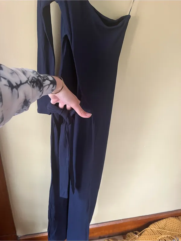 NWOT naked wardrobe One-Shoulder Navy Maxi Dress with Cutout - Image 8