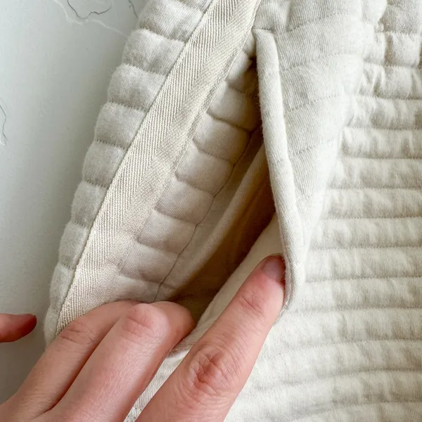 Everlane | Organic Cotton Quilted High-Rise Shorts in Parchment‎ Cream - Image 5