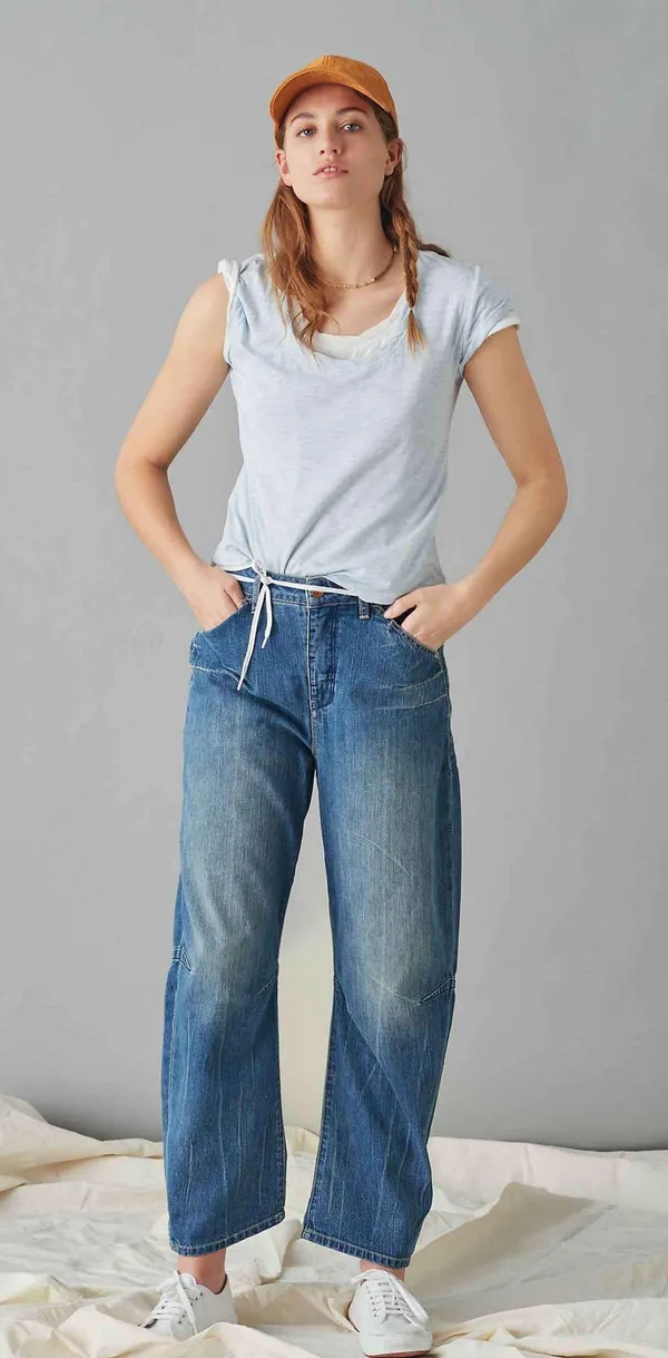 Pilcro Jeans Ultra High-Rise Darted Relaxed Denim Size 26 - Image 11