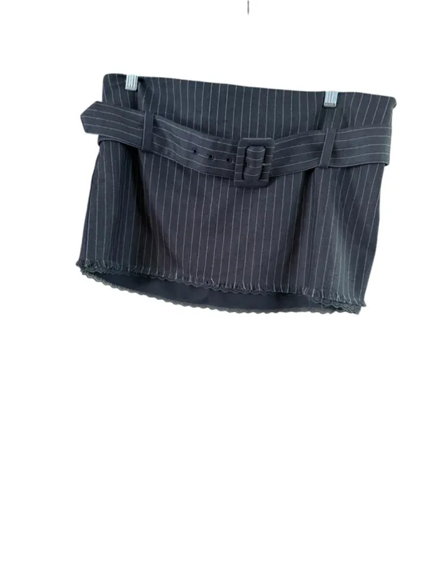 Women's GUIZIO Gray Pinstripe Mini Skirt with Belt S - Image 8