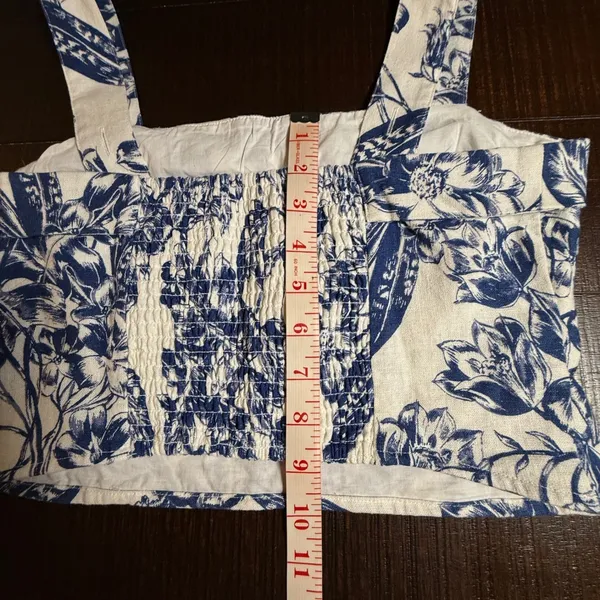 Abercrombie & Fitch Blue Floral Linen Blend Smocked Crop Top Womens Small Toile - Image 6