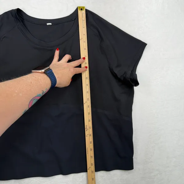 Lululemon 14 Final Lap Short Sleeve Mesh Panel Relaxed Fit Black Activewear Top - Image 9