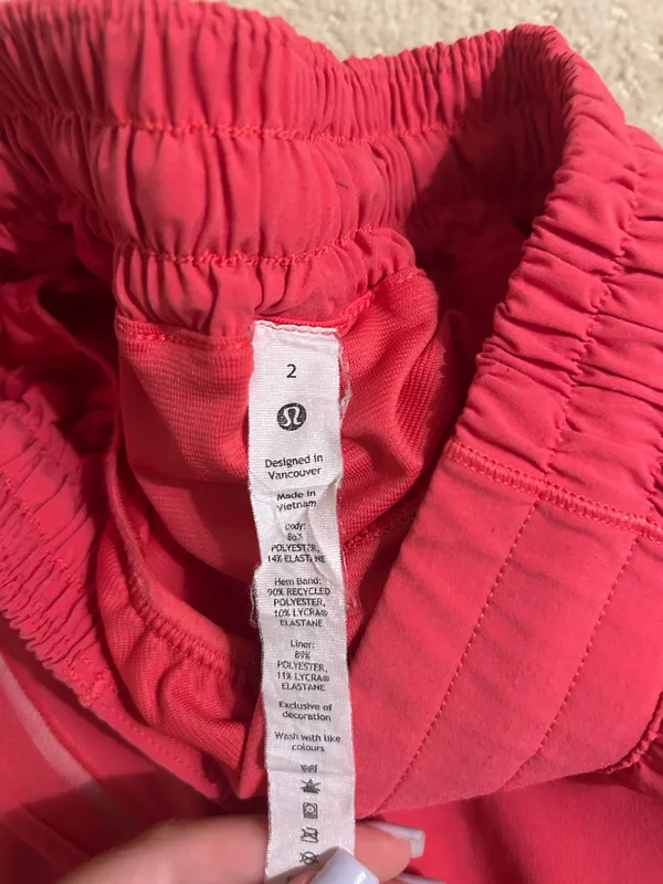Lululemon Hotty Hot Shorts size 2 - Image 3