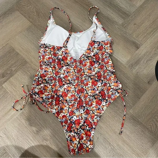 Shein Floral Print One Piece Swimsuit Large - Image 4