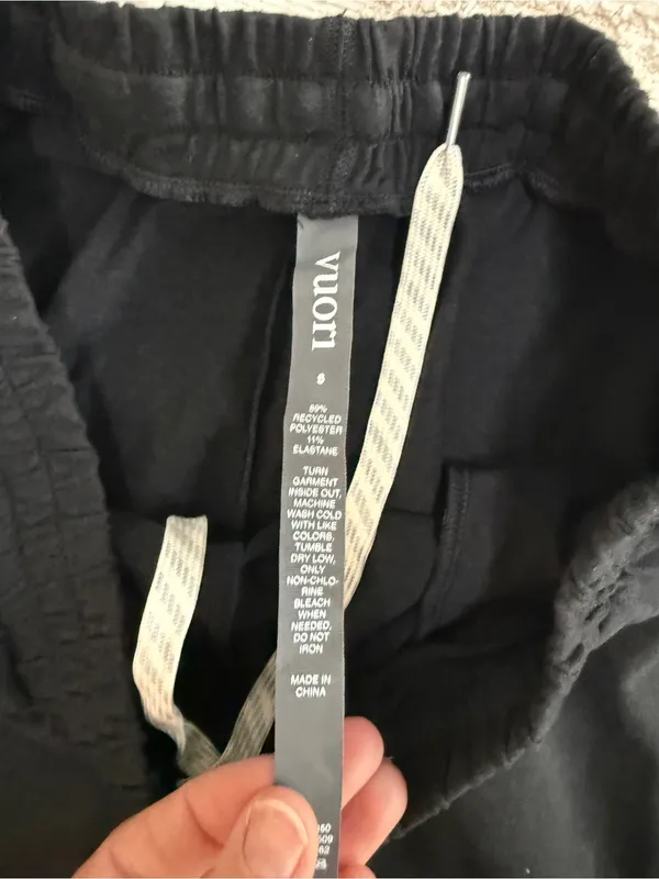 NWOT Vuori Boyfriend Cargo Sweatpant size Small‎ - Image 5