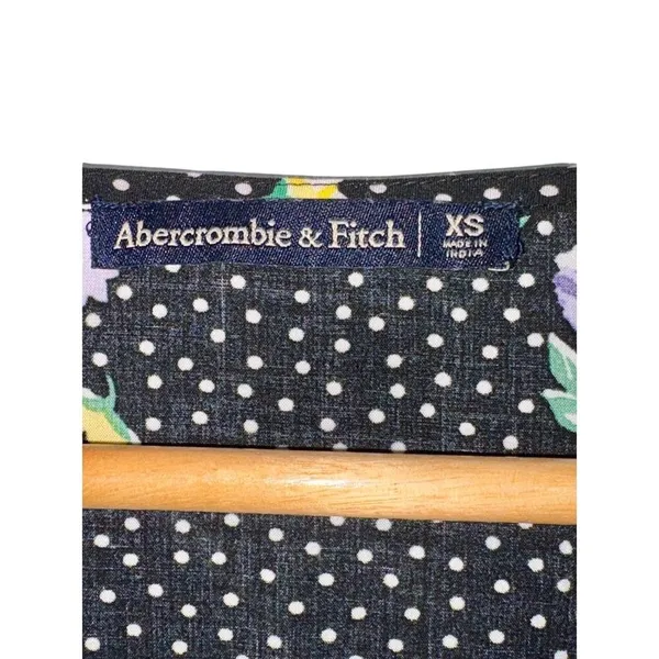 Abercrombie & Fitch Black Polka Dot Floral Button Front Blouse Top Women Size XS - Image 4