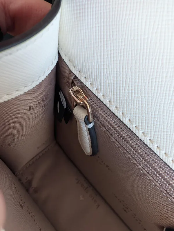 Kate Spade New York Crossbody Bag - Image 6
