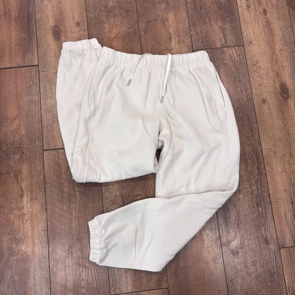 Lululemon Scuba Mid-Rise Oversized Jogger Regular IBone Ivory Size Medium W5GLNS - Image 4