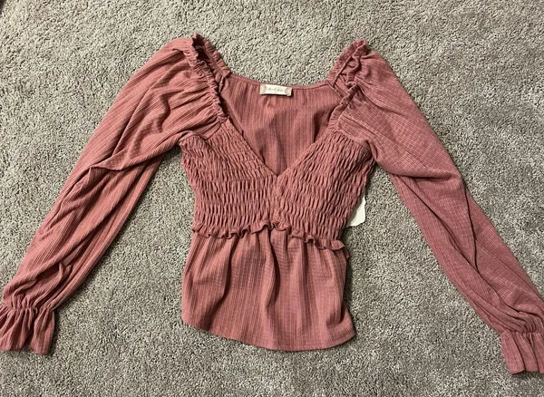 Altar'd State Top Long Sleeve - Image 3