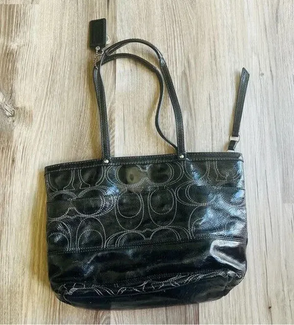 Coach Signature Stitch C Black Patent Leather Tote Bag, F19198 - Image 5