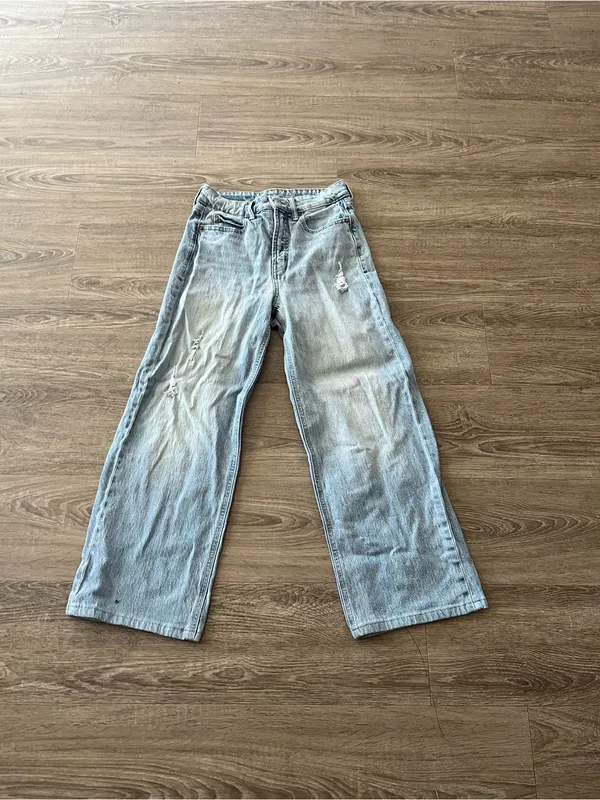 Old Navy Sky Hi Jeans Women’s 0 Light Wash Extra High Rise Distressed Wide Leg - Image 2