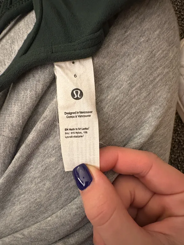 Lululemon Sports bra/Shitt - Image 3