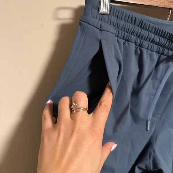 Lululemon Tapered-Leg Mid-Rise Pant 7/8 Length, Luxtreme, Iron Blue, Size Small - Image 5