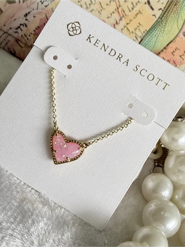 Kendra Scott Ari Heart Pendant Necklace - Bubble Gum Pink Opal - Image 3
