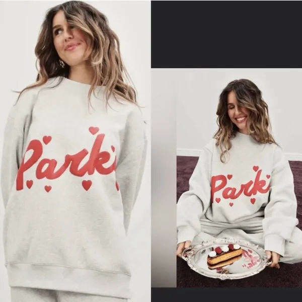 Parke Valentine’s Day’s Sweetheart Mockneck Sweatshirt Size L/XL - Image 2