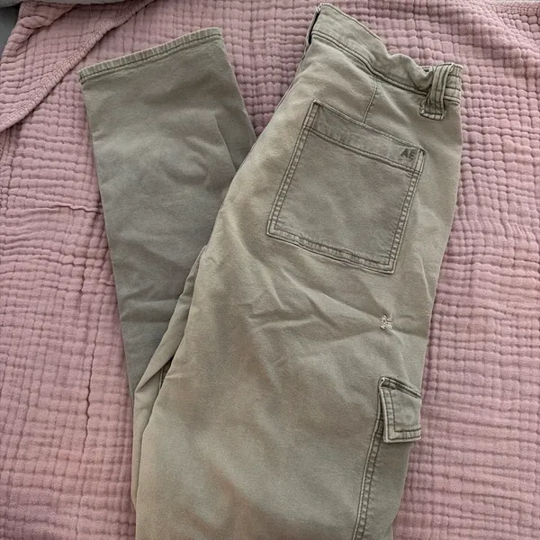 American Eagle Cargo Pants - Image 2